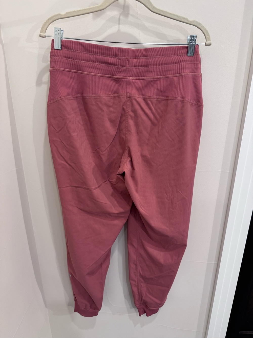 Lululemon Dance Studio Dusty Rose Jogger - Picture 2 of 3